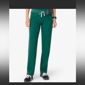 Figs Hunter green scrub pants petite xs